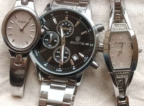 2 Tempo Ladies watches and 1 Skone Mens watch back missing Not Working for Spares bobshop .za